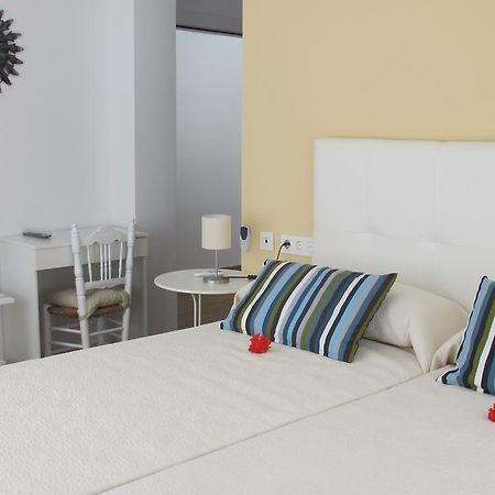 Hostal Onteniente La Mamola Eksteriør bilde